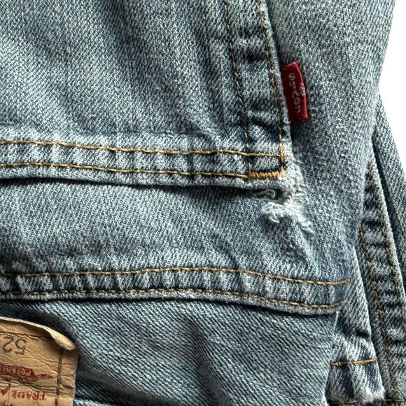 Mens Levis 527 Bootcut Light Wash Slim Bootcut Denim Jeans - Sz 32 x 32 - Picture 4 of 4